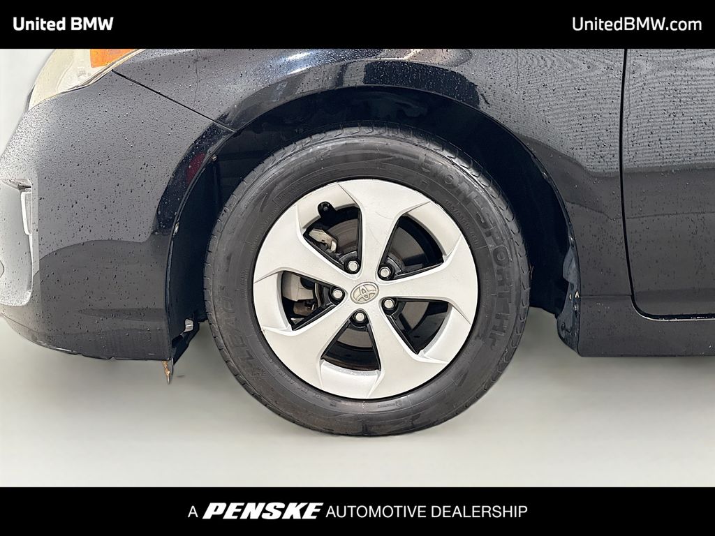 Thumbnail: 2014 Toyota Prius - 2