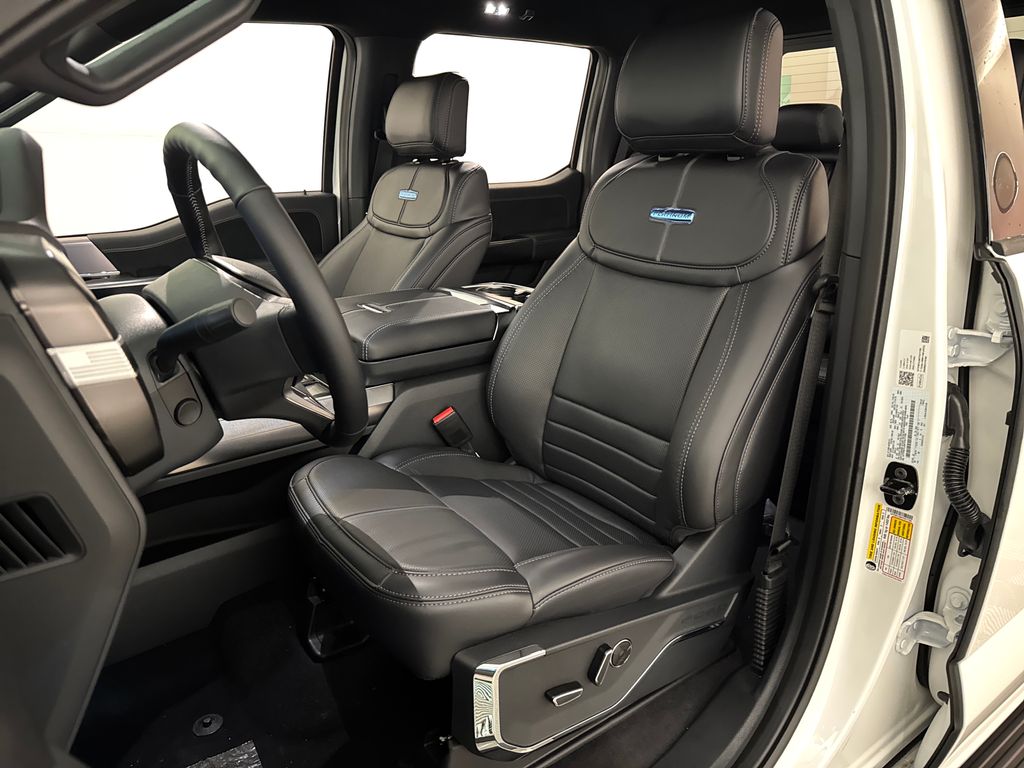 New 2026 White Ford Platinum image 27