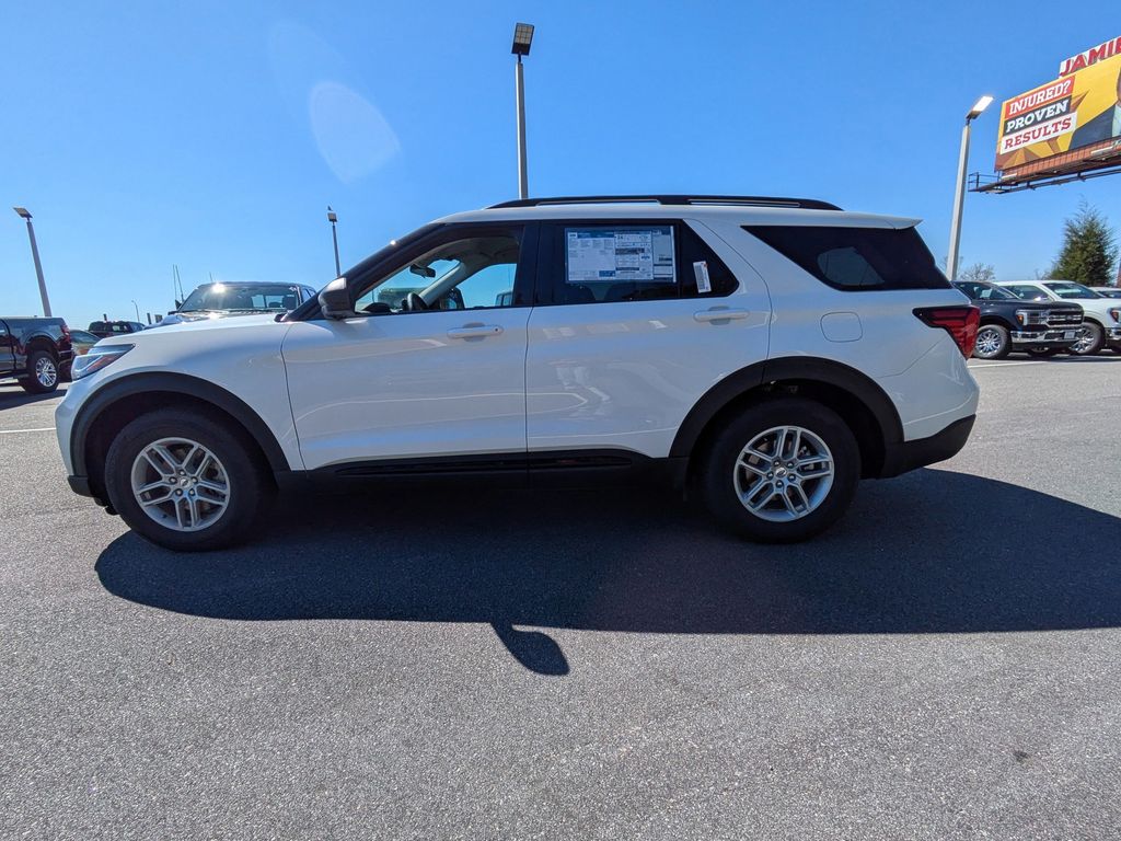 2026 Ford Explorer Active w/200A Pkg