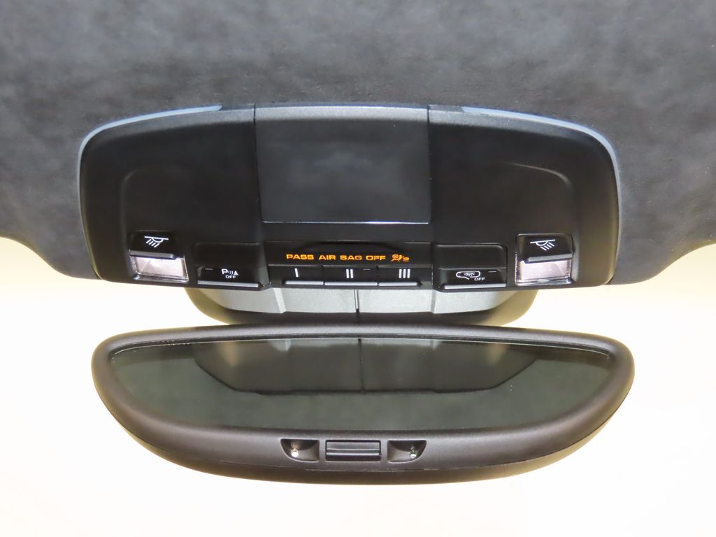 Thumbnail: 2016 Porsche 911 - 30