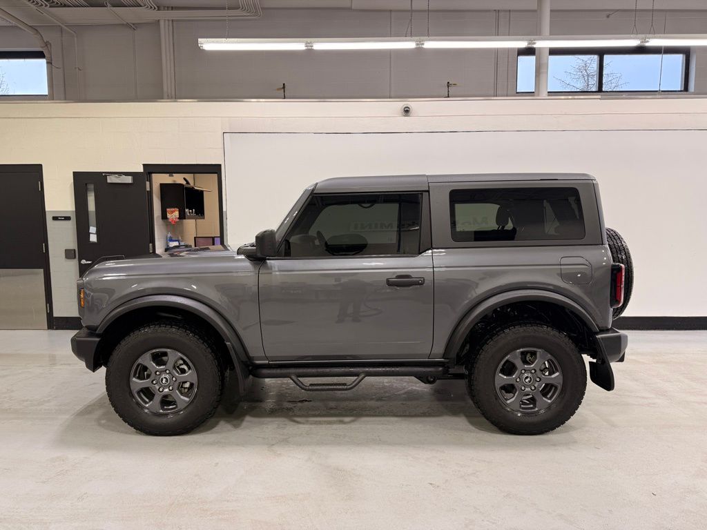 Thumbnail: 2022 Ford Bronco - 2