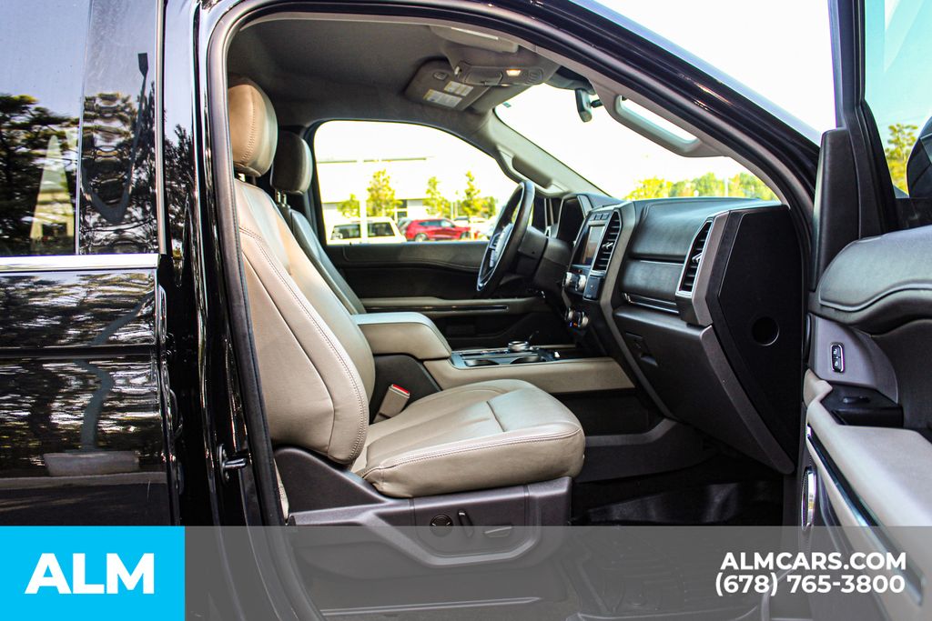 Used 2020 Black Ford XLT image 22