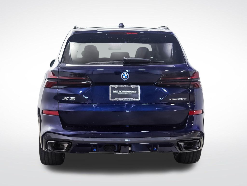 Thumbnail: 2026 BMW X5 - 4