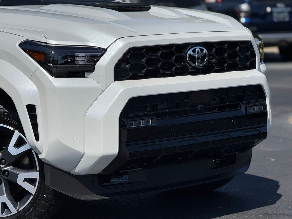 2025 Toyota 4Runner TRD Sport photo 4