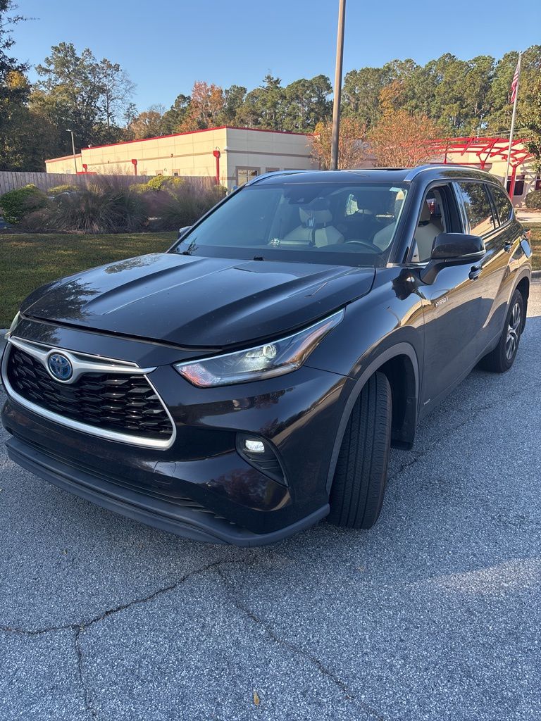2021 Toyota Highlander XLE