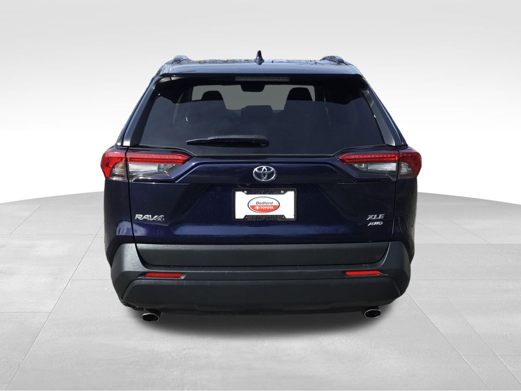 Thumbnail: 2022 Toyota RAV4 - 4