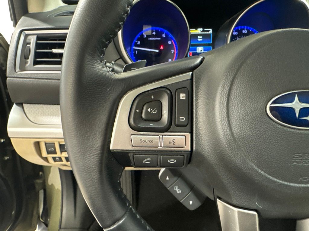 Used 2016 Green Subaru 2.5i Premium image 9