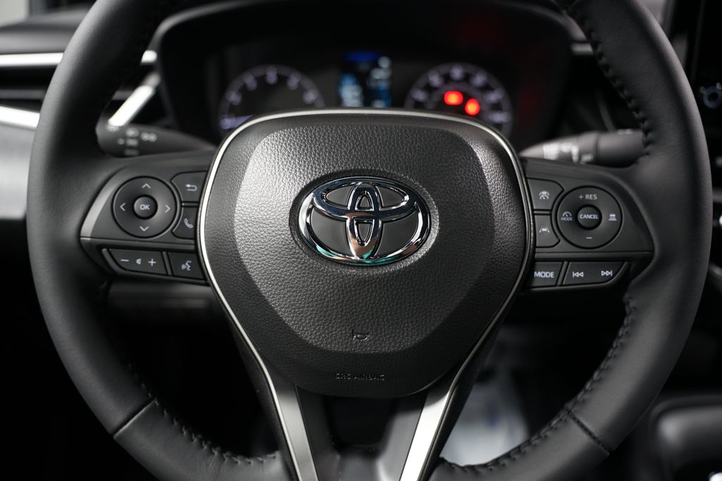 Thumbnail: 2025 Toyota Corolla - 12