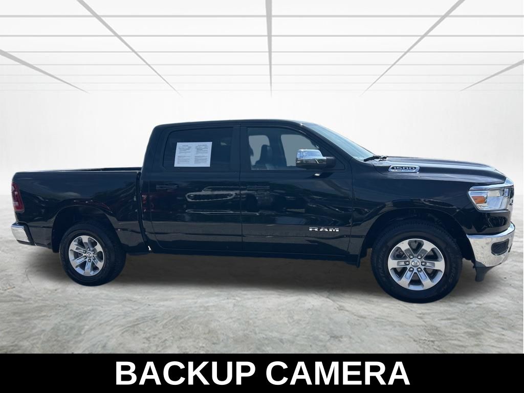 View vehicle photo 4