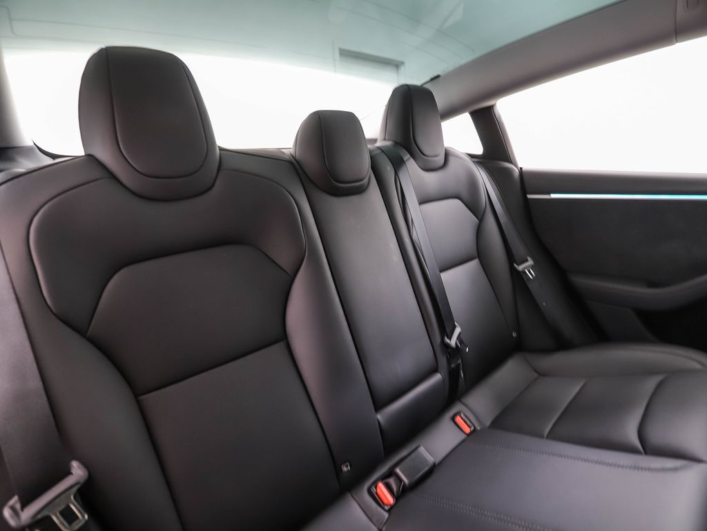 Thumbnail: 2025 Tesla Model 3 - 26