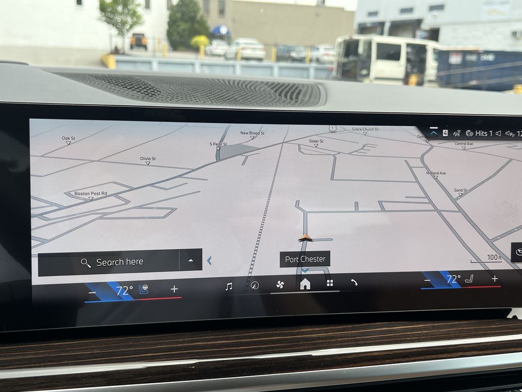 Thumbnail: 2026 BMW X7 - 18