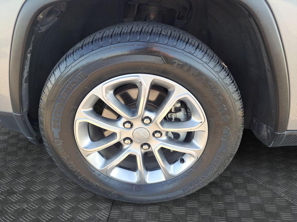 Used Car 2015 Jeep Grand Cherokee  Limited For Sale Under $10,000 In Austin, Texas