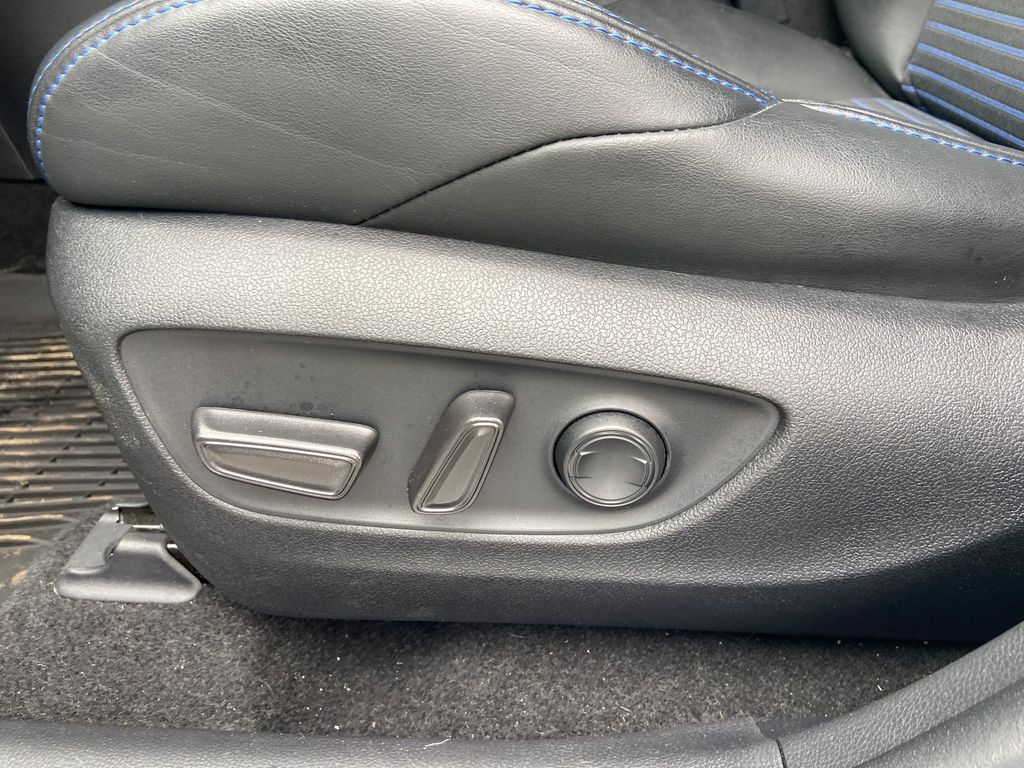 2021 Toyota RAV4 Hybrid XSE - 10