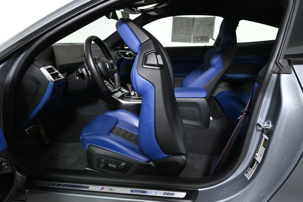 Thumbnail: 2025 BMW M4 - 30