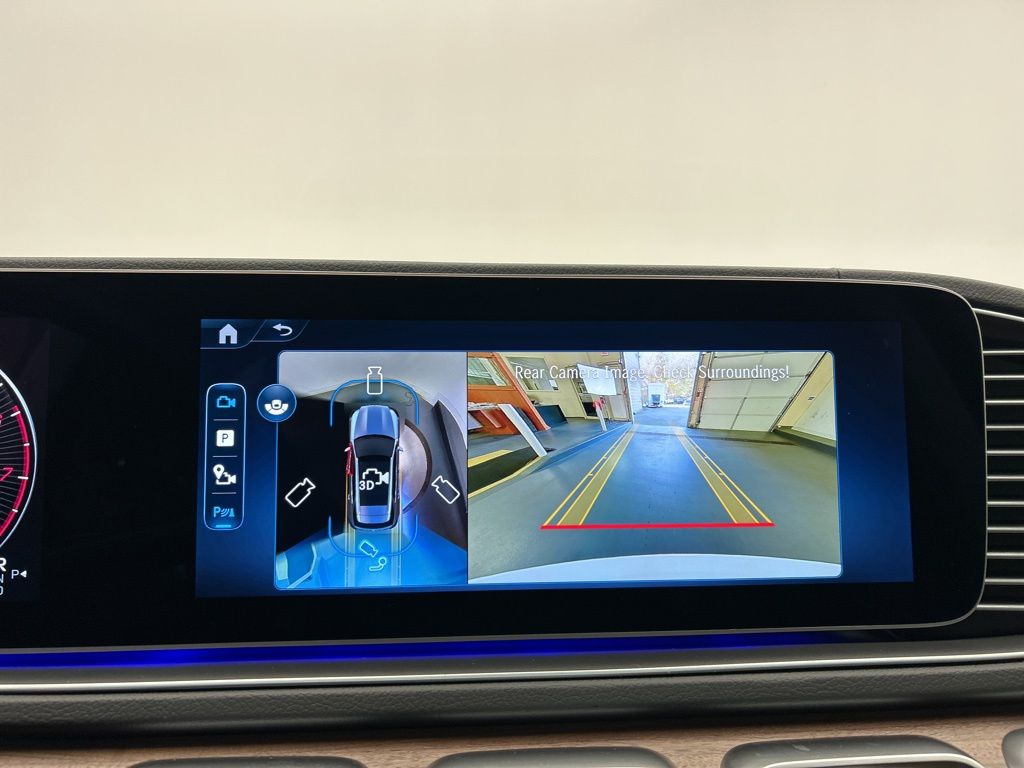 Thumbnail: 2026 Mercedes-Benz GLE - 19