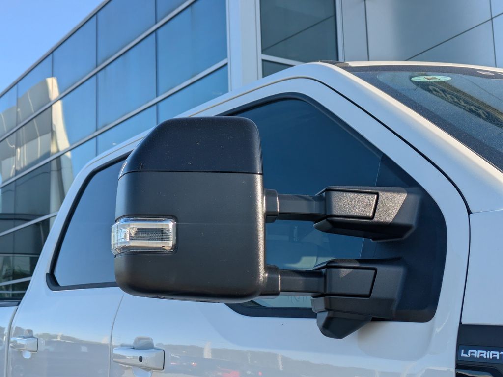 2026 Ford F-250 Super Duty Black Widow