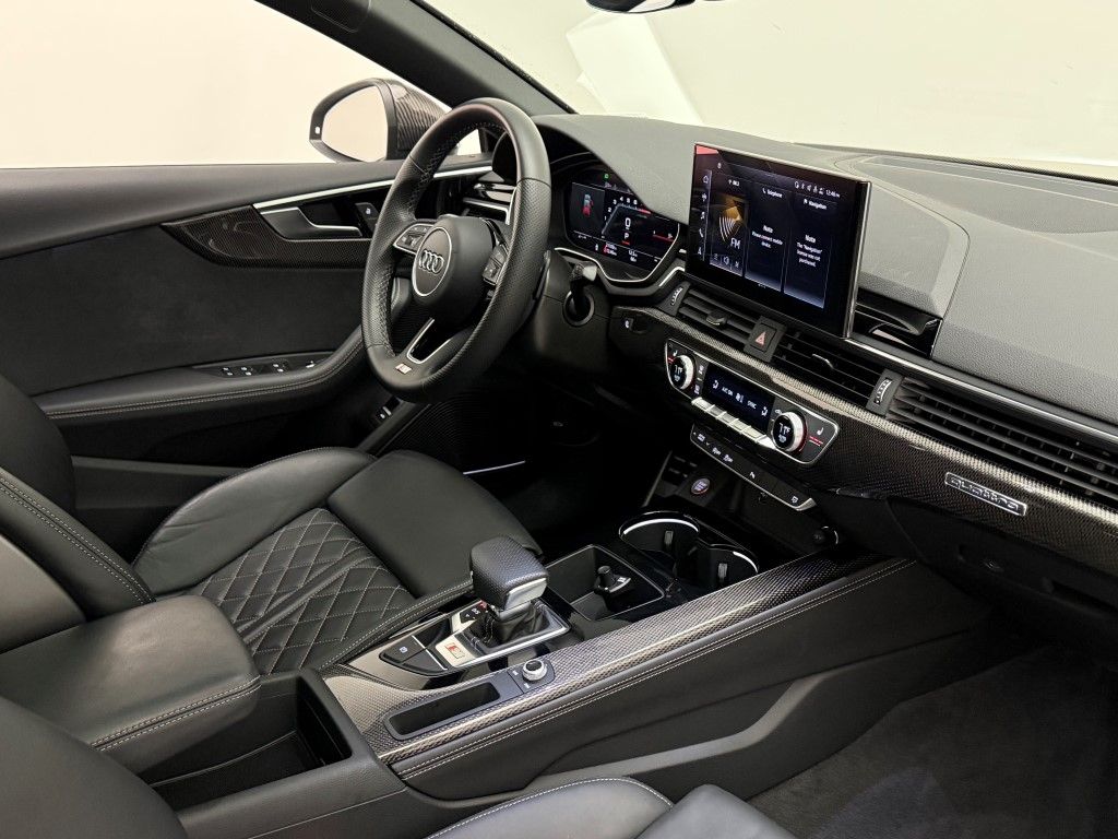 Thumbnail: 2022 Audi S5 - 19