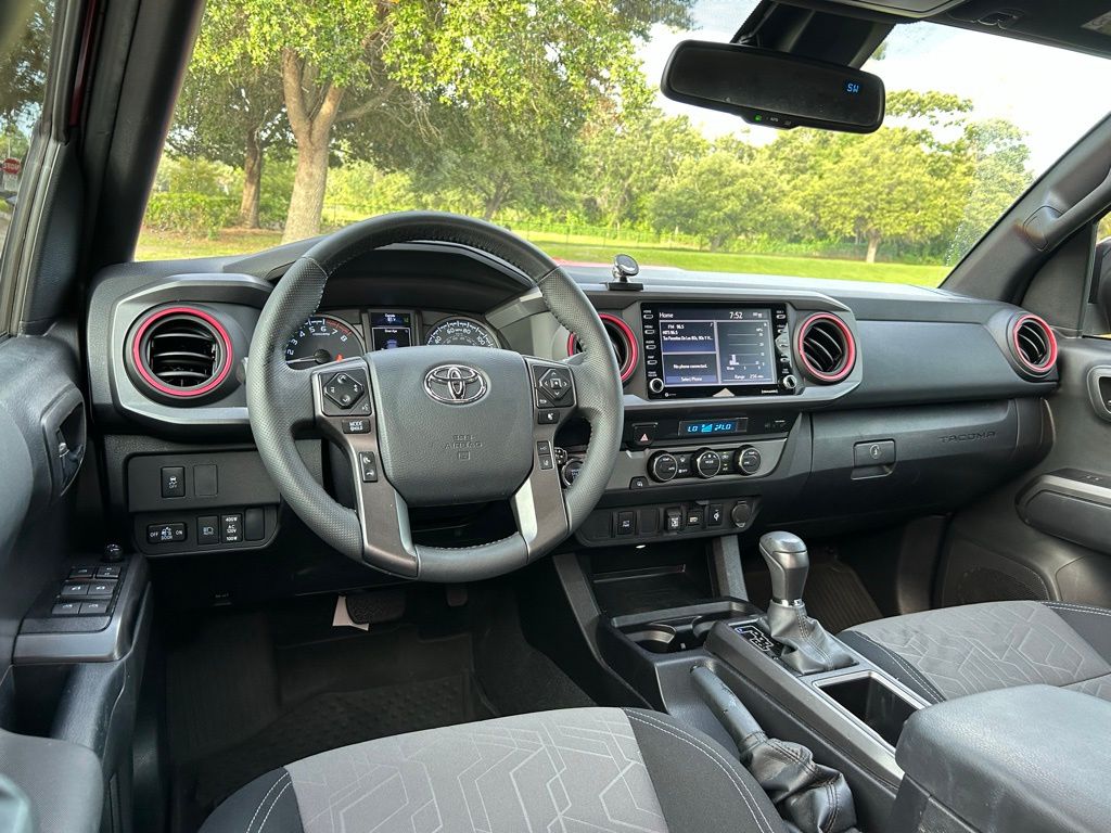 2023 Toyota Tacoma TRD Sport 12