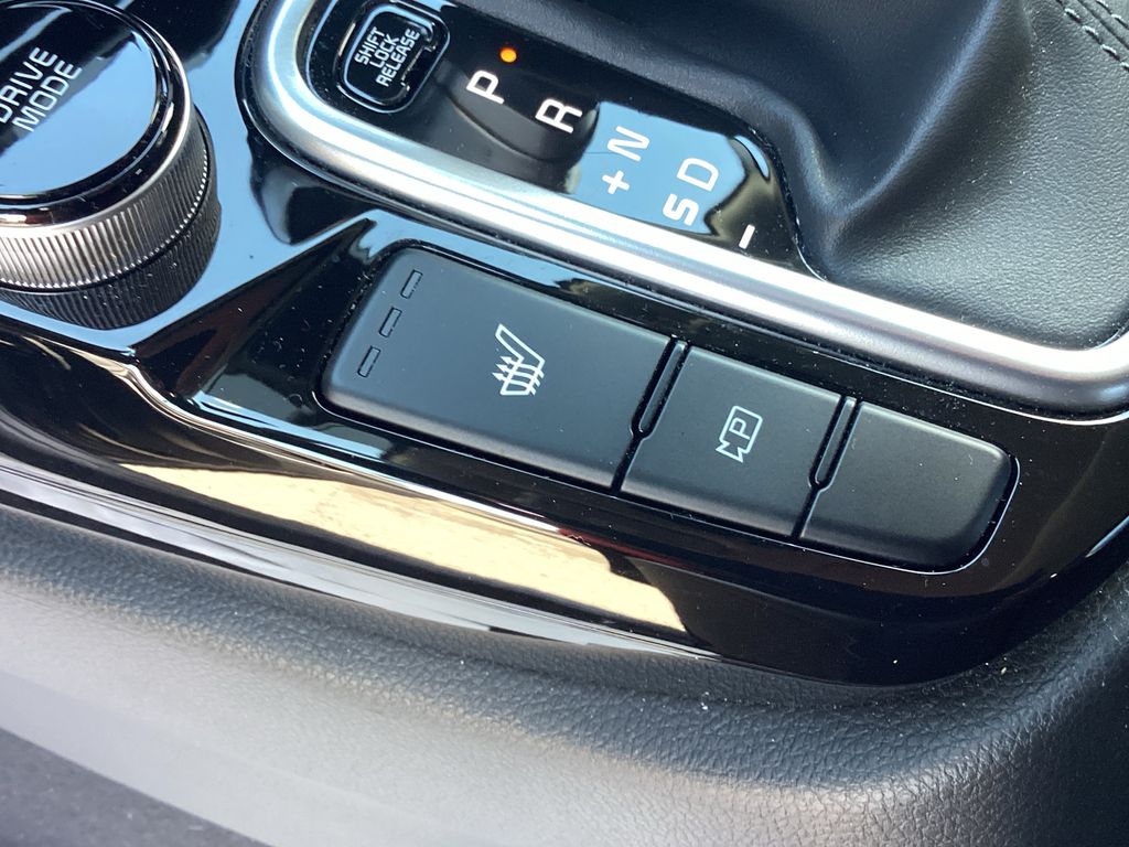 Used 2025 Kia Seltos SUV