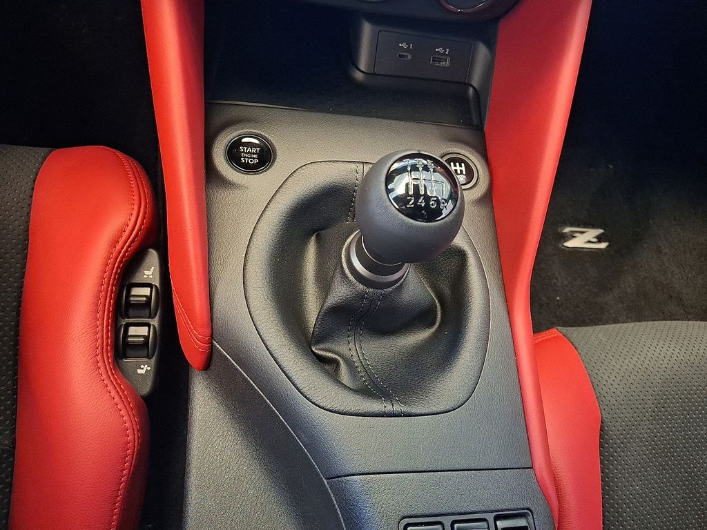 2026 Nissan Z — photo 13
