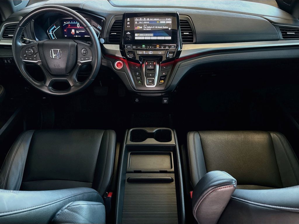 Thumbnail: 2023 Honda Odyssey - 13