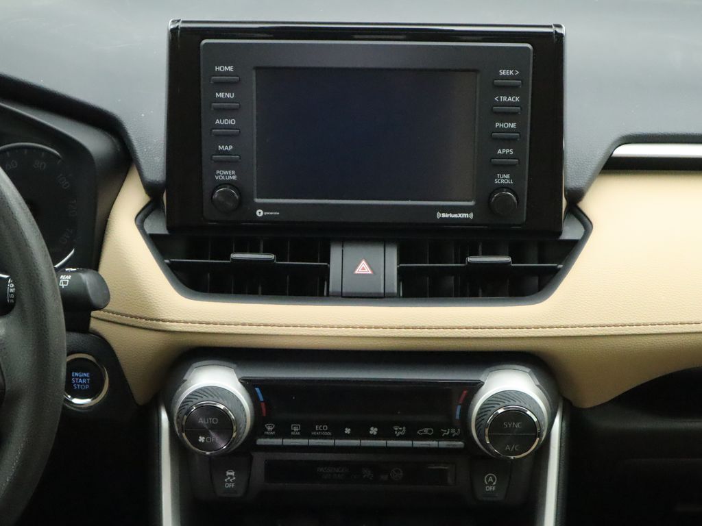 Thumbnail: 2021 Toyota RAV4 - 14