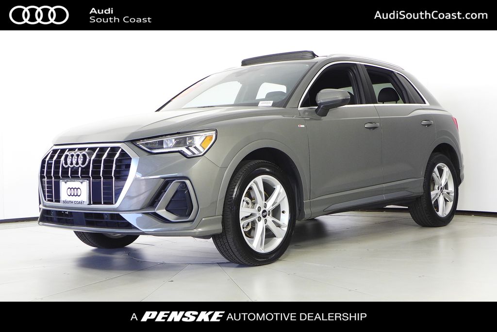 Thumbnail: 2022 Audi Q3 - 1