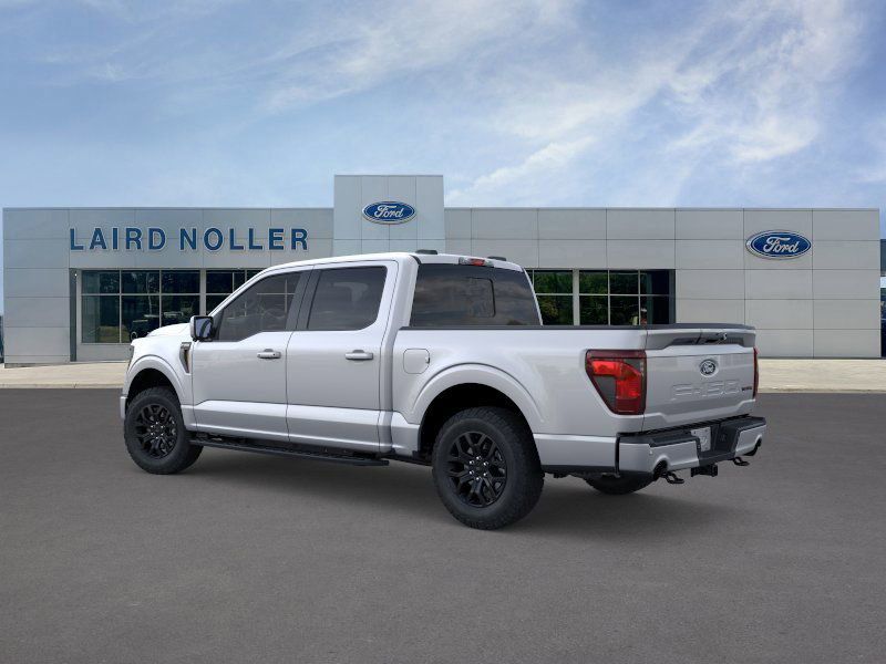 View vehicle photo 4