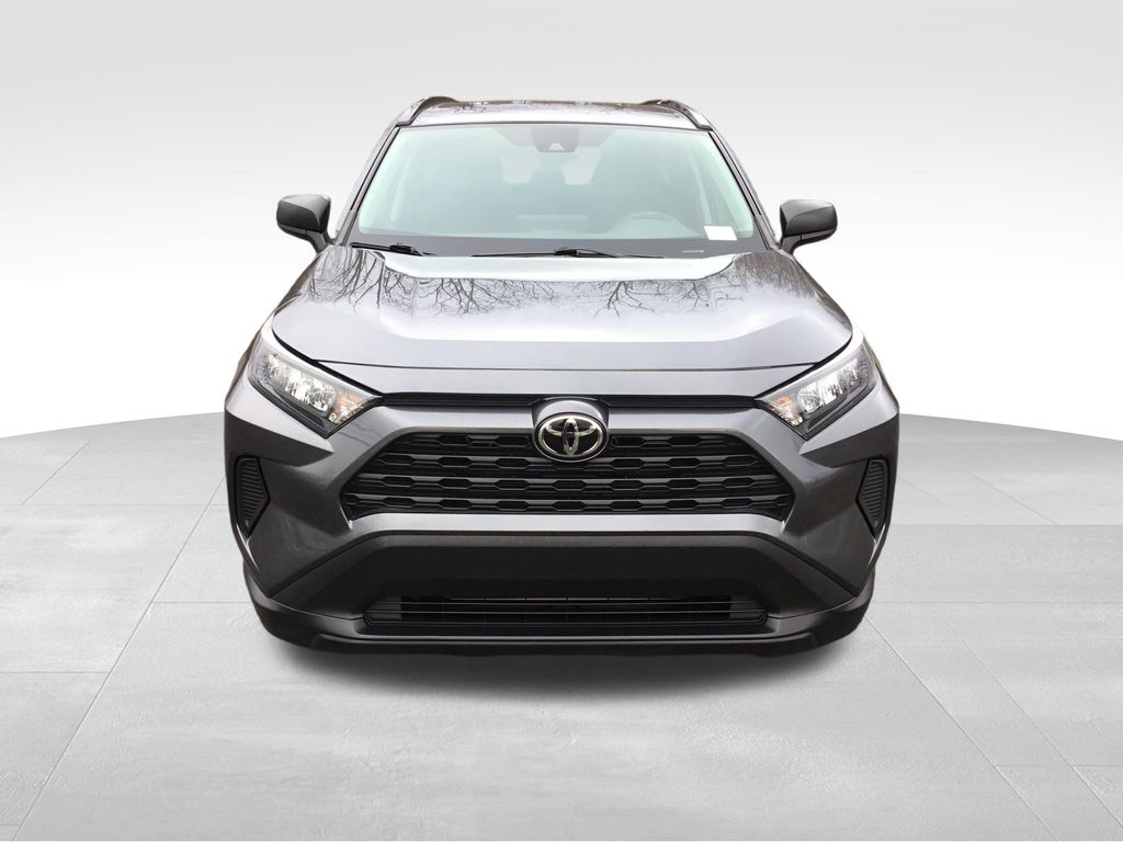 Thumbnail: 2021 Toyota RAV4 - 8