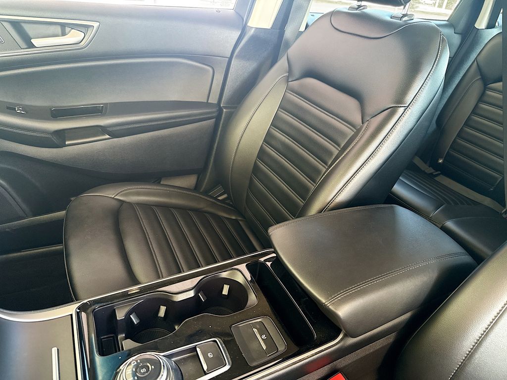 2019 Ford Edge SEL - Photo 23