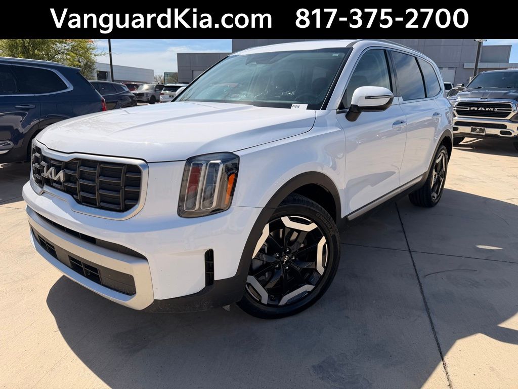 Glacial White Pearl 2025 Kia Telluride S AWD SUV / Crossover All-Wheel Drive 8-Speed Automatic