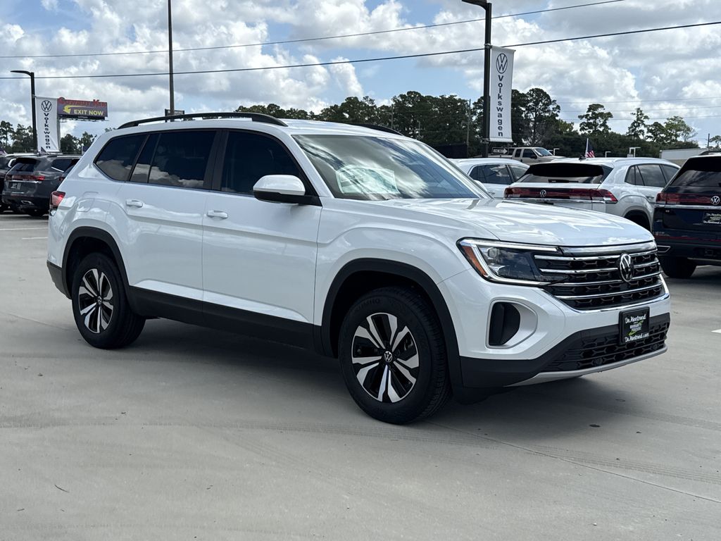 2026 Volkswagen Atlas 2.0T SE White at Bayshore Chrysler Jeep Dodge Ram