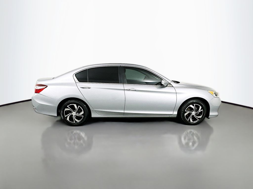 Thumbnail: 2016 Honda Accord - 4