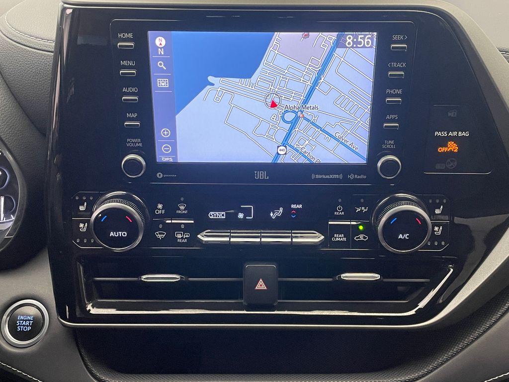 2021 Toyota Highlander Limited 25