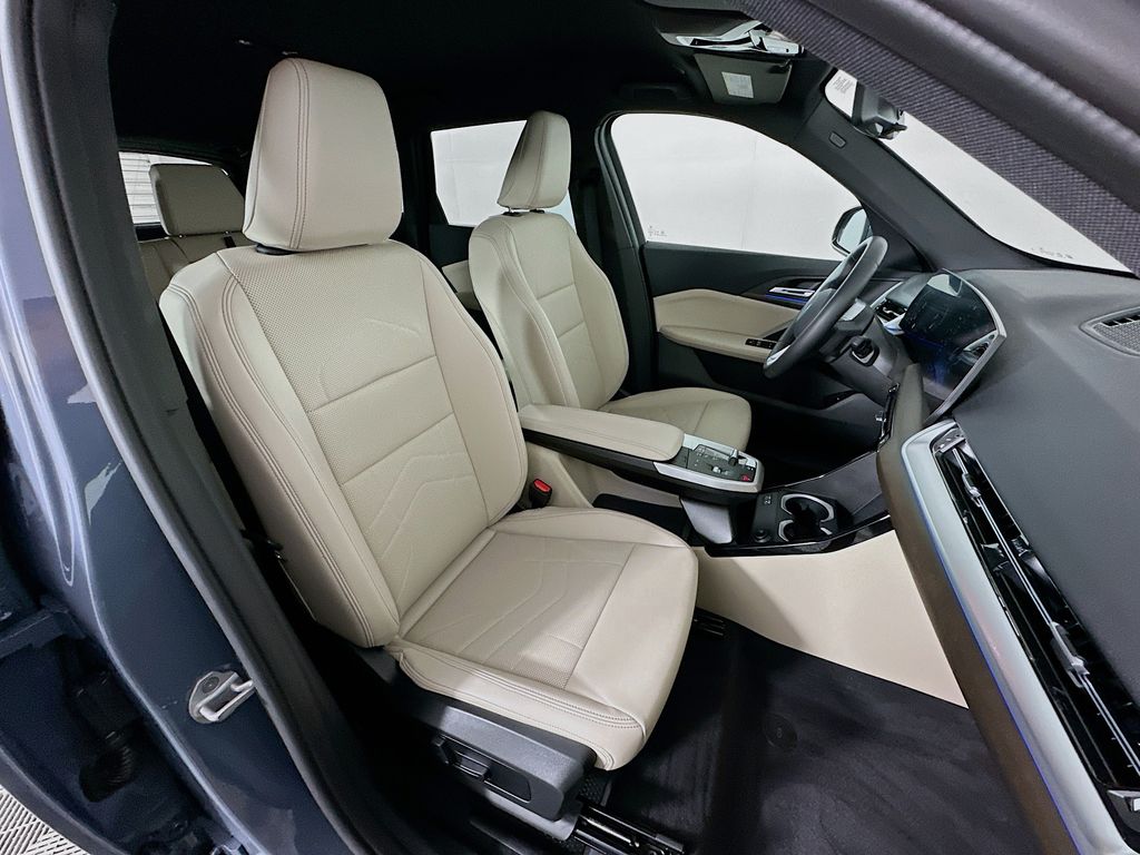 Thumbnail: 2023 BMW X1 - 28