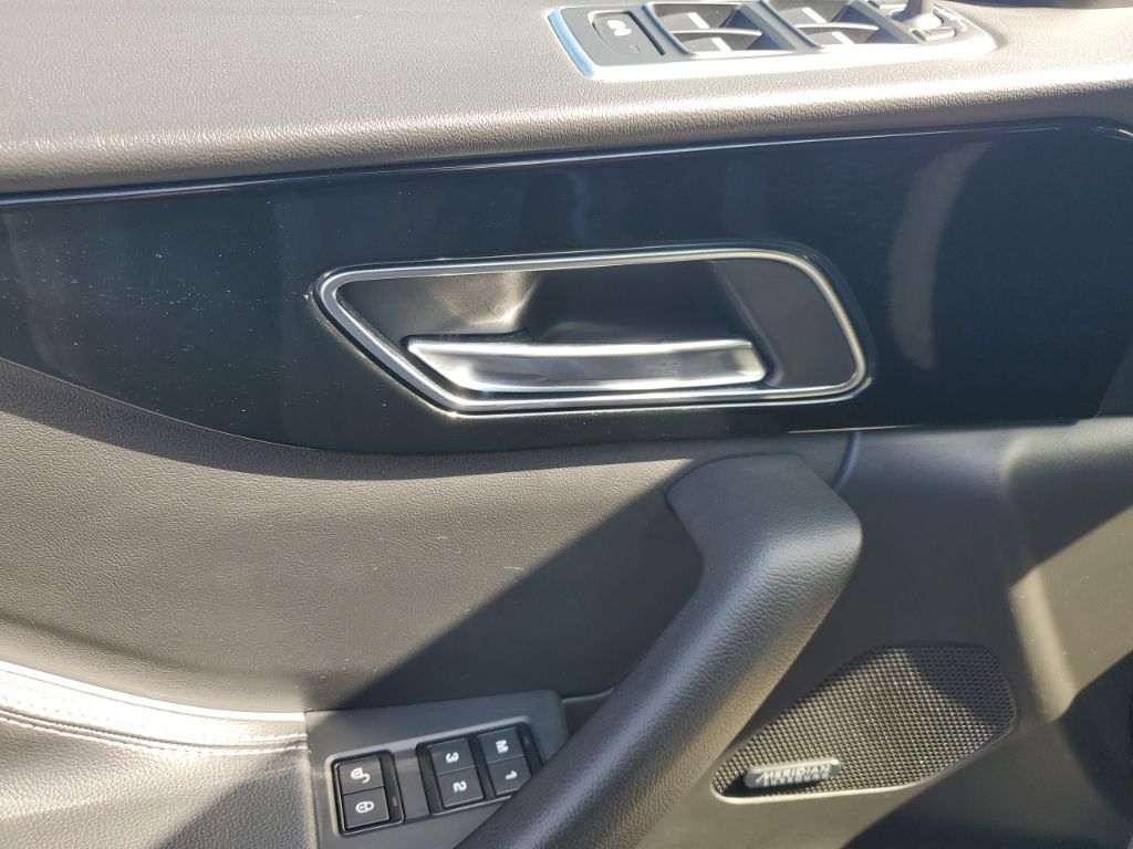 Used Car 2020 Jaguar F-pace  25t Checkered Flag For Sale Under $30,000 In Austin, Texas