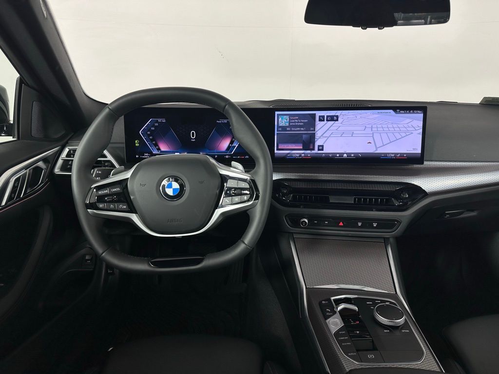 Thumbnail: 2025 BMW 4 Series - 26