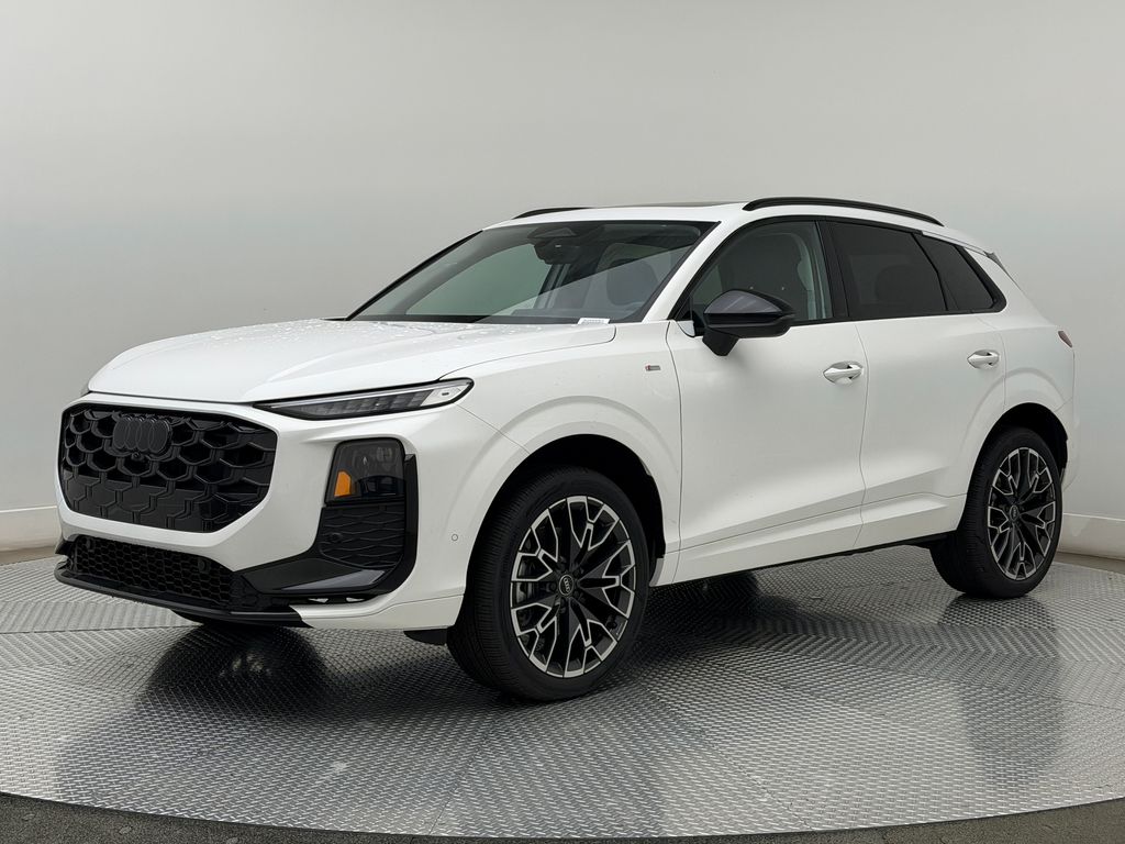 Thumbnail: 2026 Audi Q3 - 4