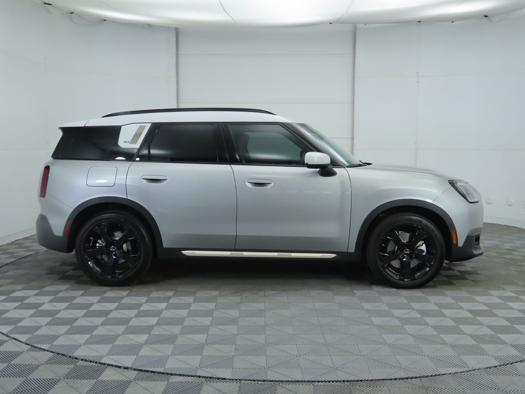 Thumbnail: 2026 MINI Cooper Countryman - 4