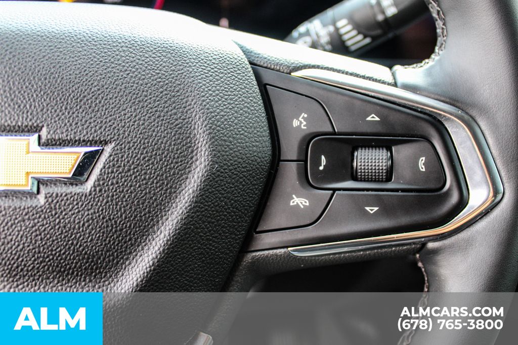 Used 2025 Black Chevrolet LT image 28