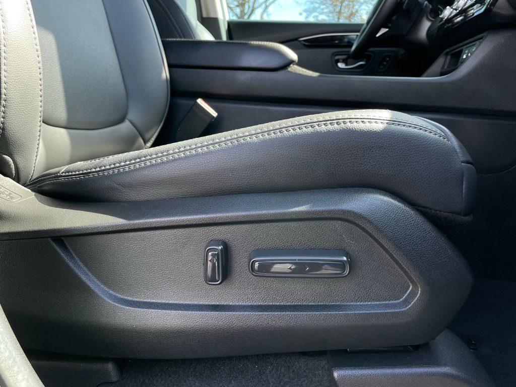 Thumbnail: 2025 Honda Pilot - 30