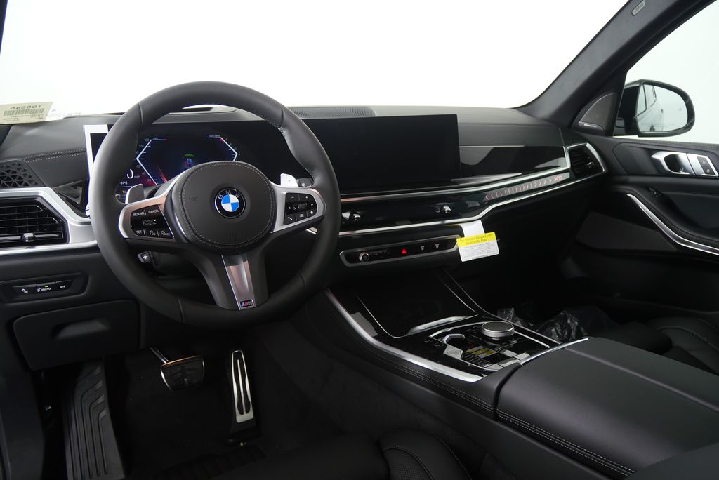 Thumbnail: 2026 BMW X5 - 18