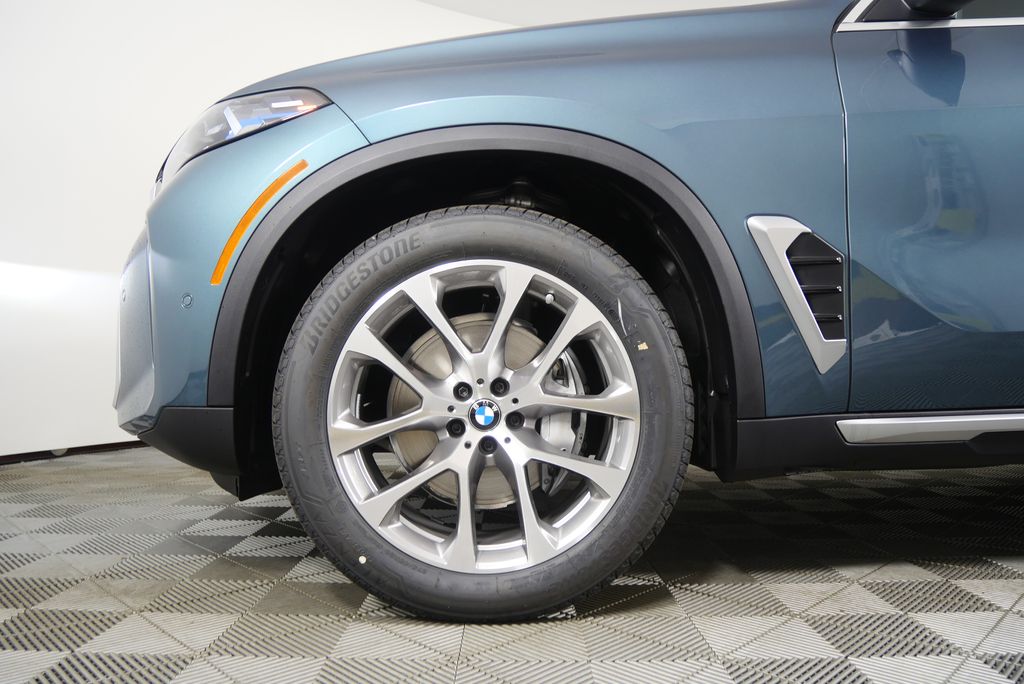 Thumbnail: 2026 BMW X5 - 7