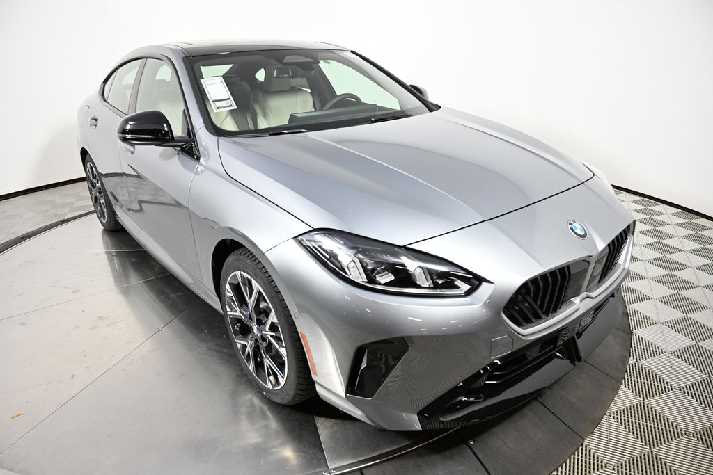 Thumbnail: 2026 BMW 2 Series - 7