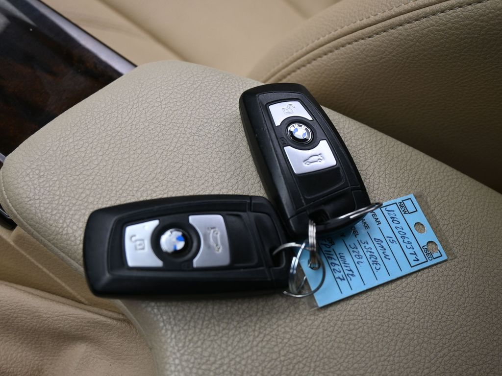 Used 2015 Alpine White BMW 328i image 25