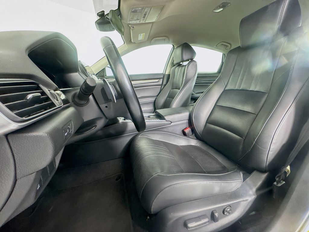 Used Car 2022 Honda Accord  Sport Special Edition For Sale Under $30,000 In Austin, Texas