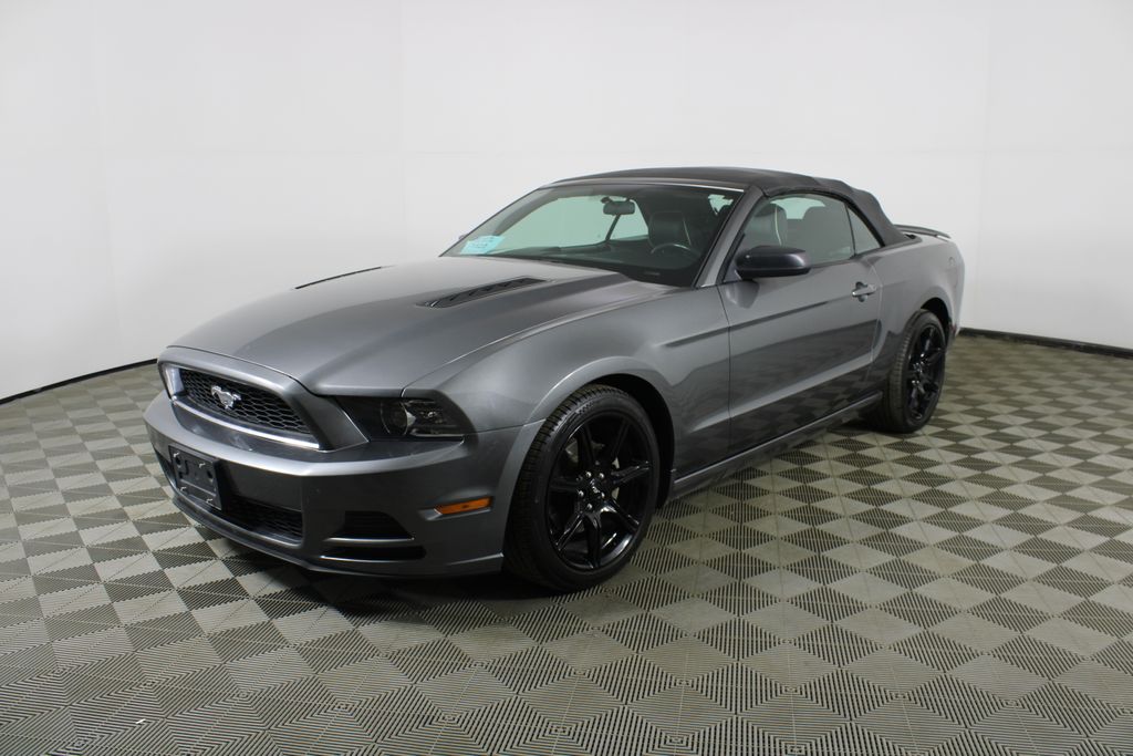 Used 2013 Ford Mustang for sale in 