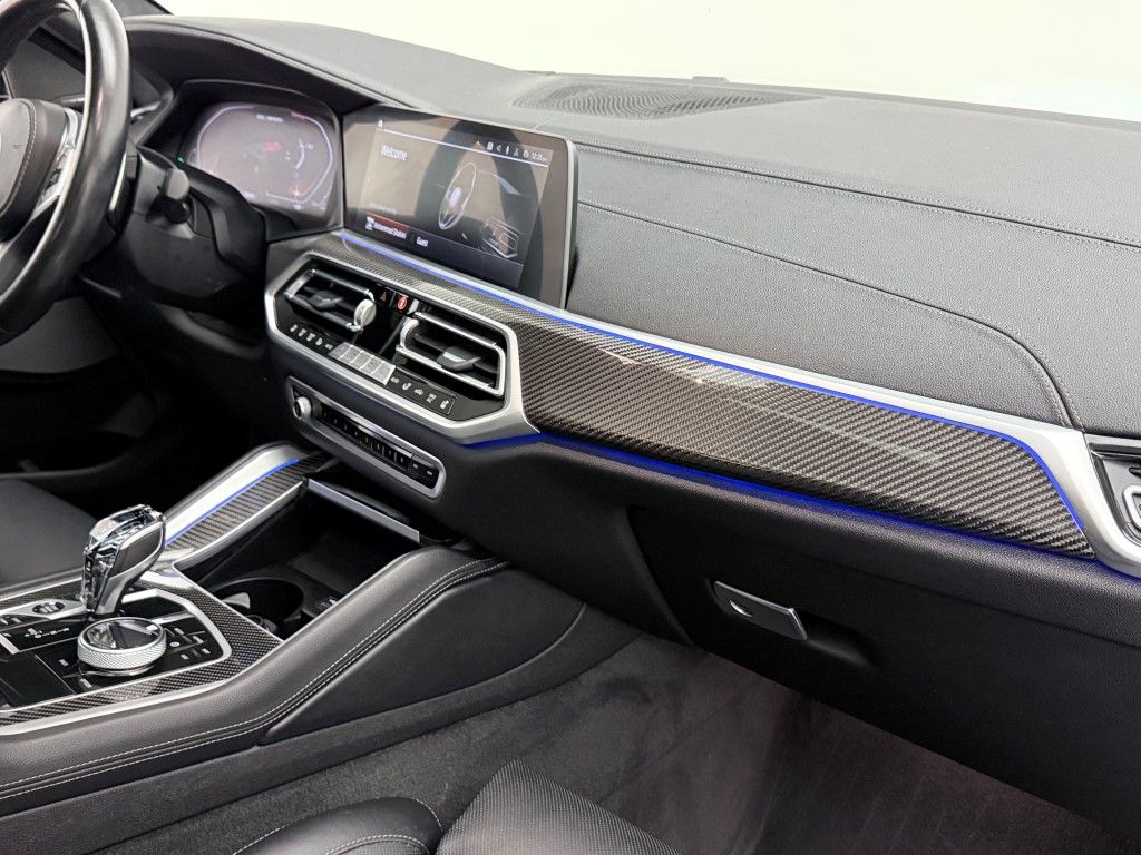 Thumbnail: 2022 BMW X6 - 18