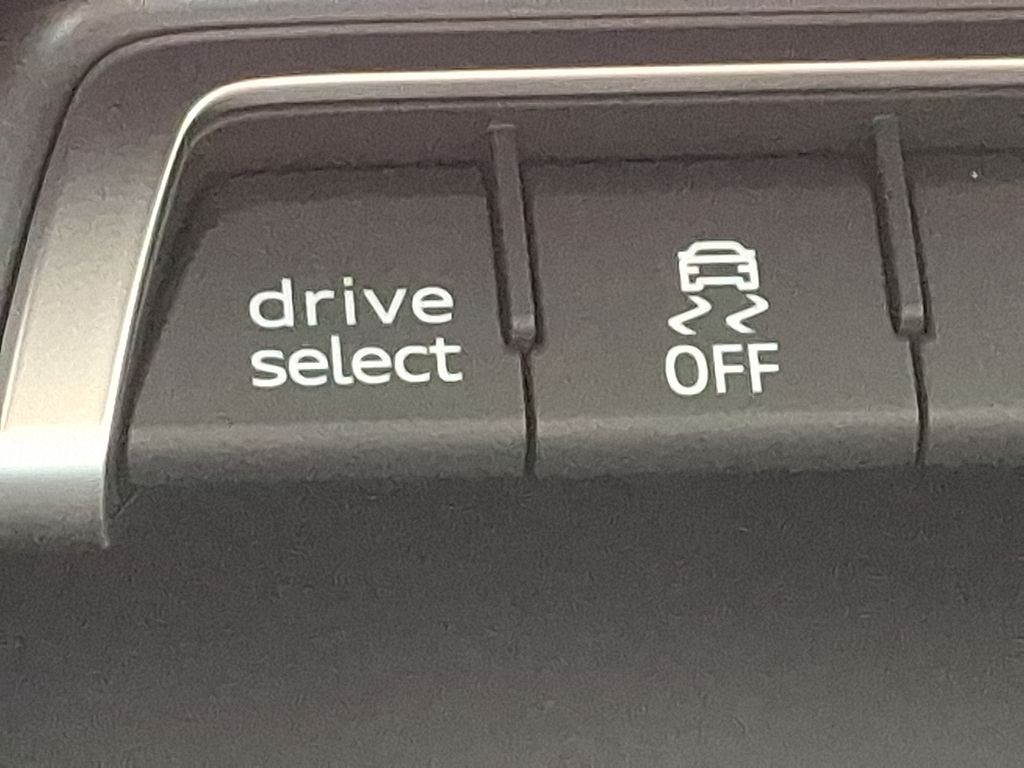 Thumbnail: 2025 Audi A3 - 24