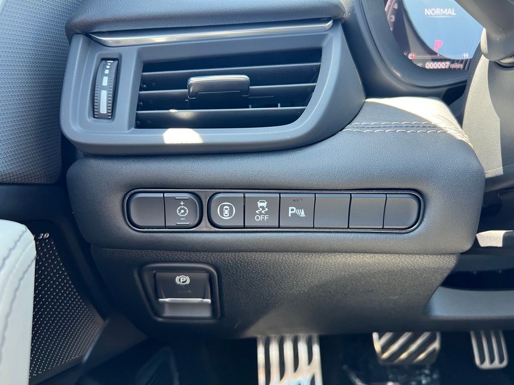 Thumbnail: 2025 Acura TLX - 16